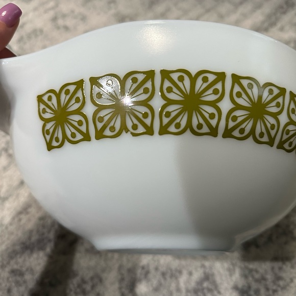 Pyrex 4 qt Autumn Floral/Square Flower Verde - Picture 2 of 13